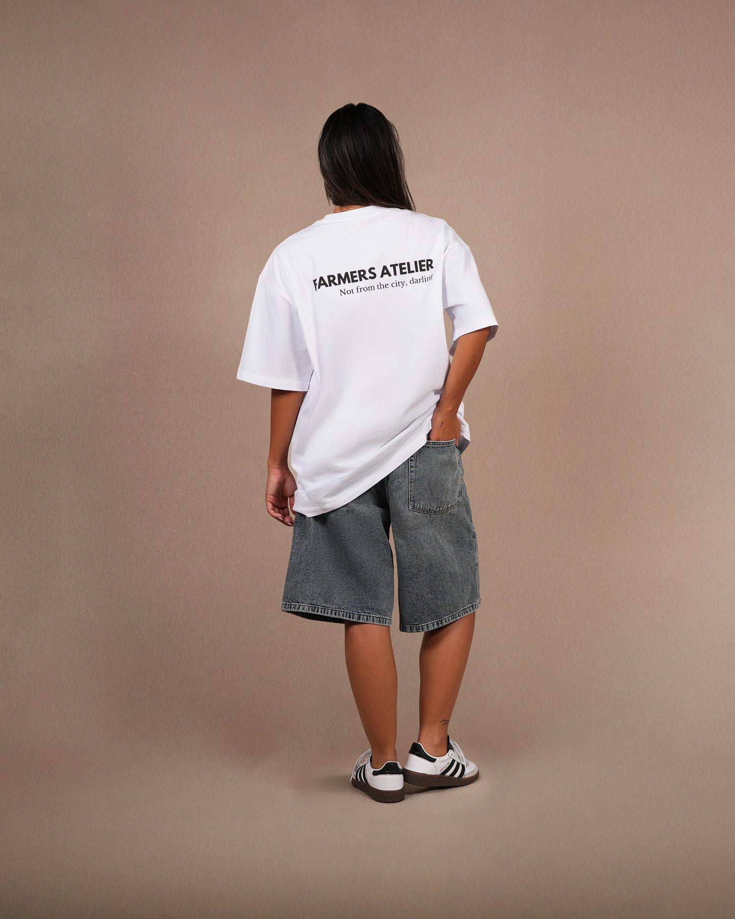 City tee | White