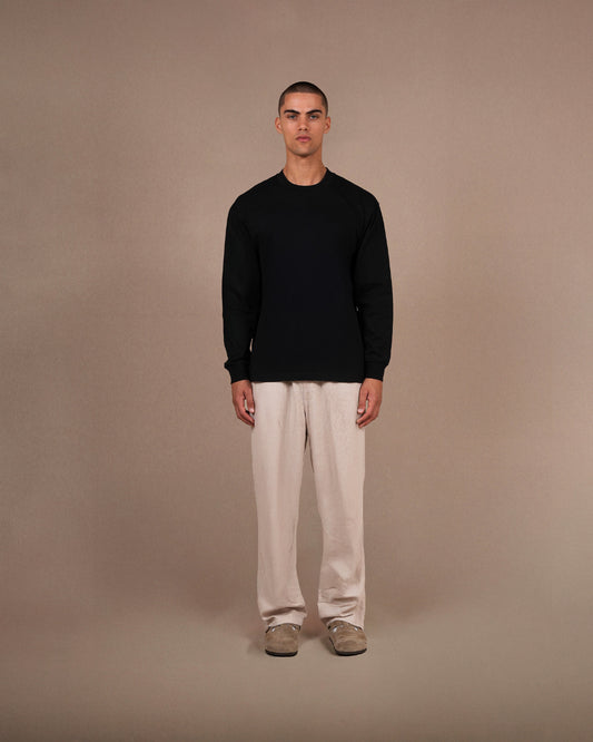 The blank long sleeve | Black